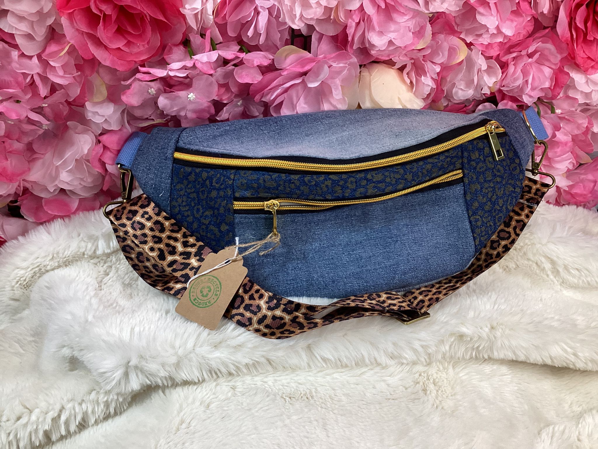 Gold Leopard